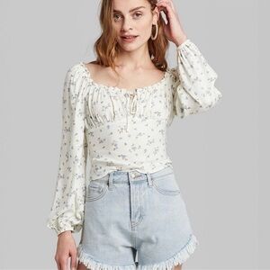 WILD FABLE boho pleasant smock blue floral square neck cropped top women’s M